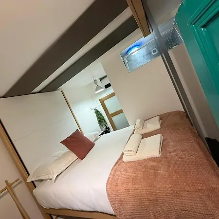 For Two - Perfect Location Close To Metro Appartement Paris