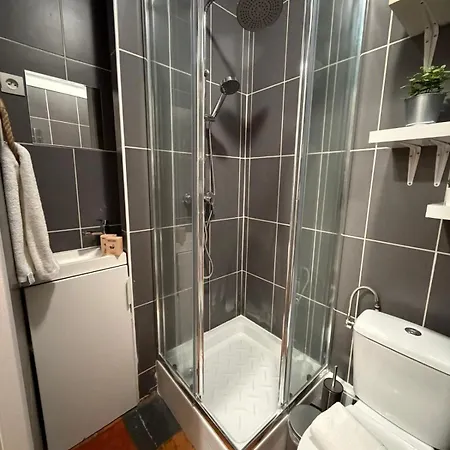 דירה For Two - Perfect Location Close To Metro פריז